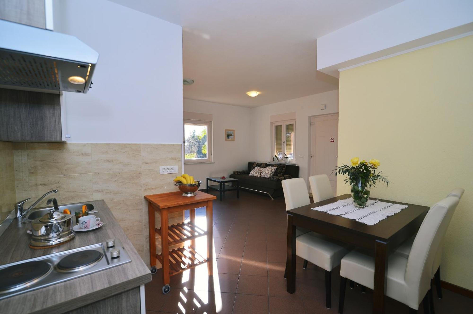 Grand Pool Apartment Ika-أوباتيا المظهر الخارجي الصورة